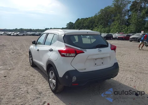 2019 Nissan Kicks S z USA, uszkodzony, nr VIN 3N1CP5CU5KL511748